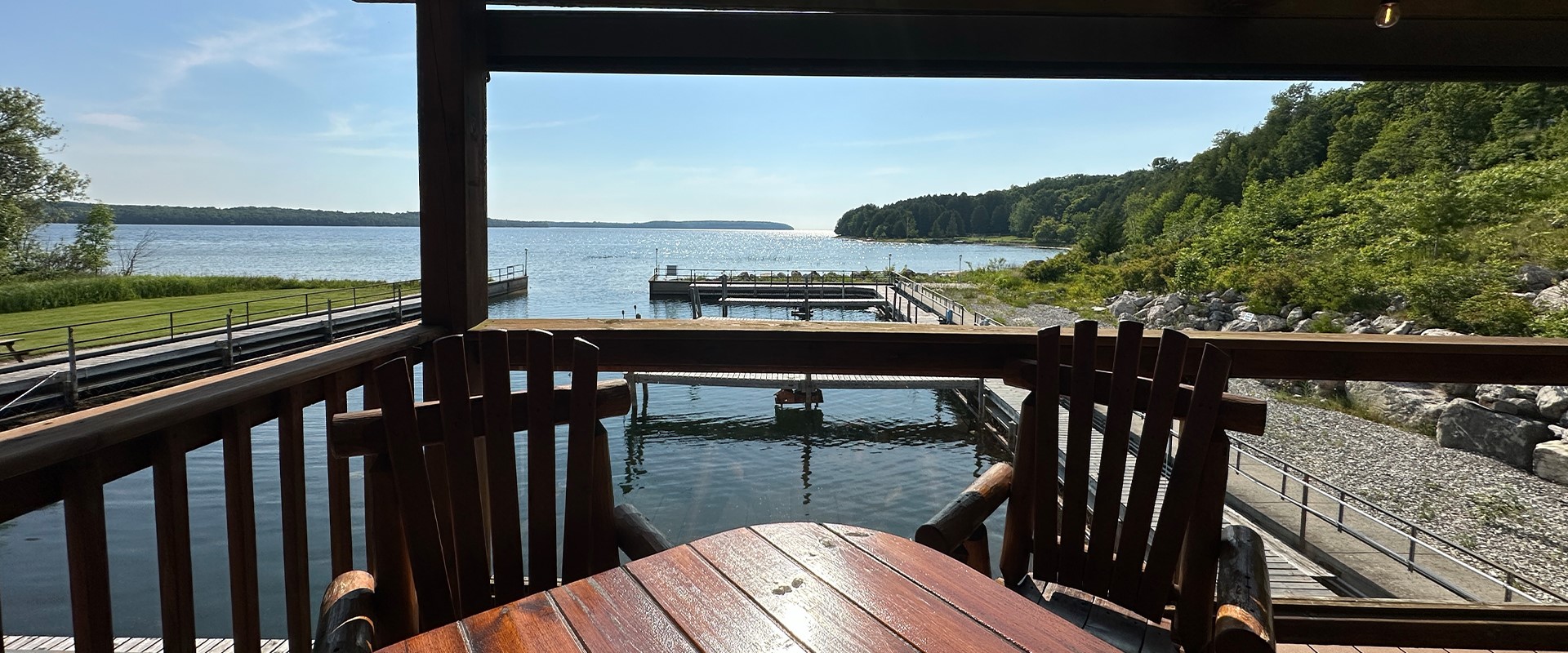 Lakeside restaurant