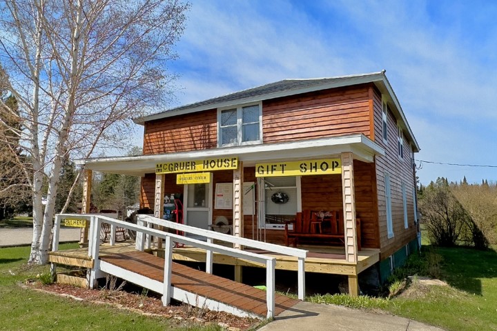 Tahquamenon Logging Museum