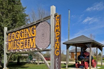 Tahquamenon Logging Museum